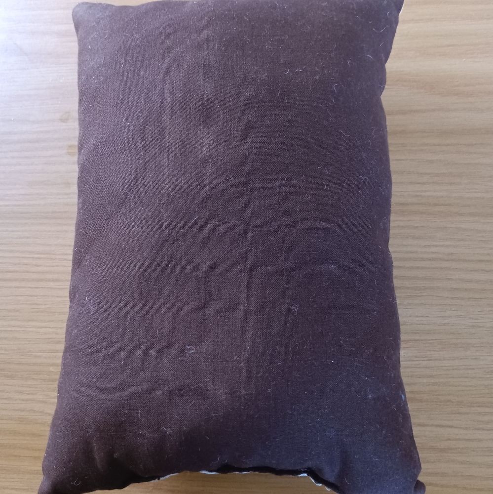 Pillow - Picture 2 of 2